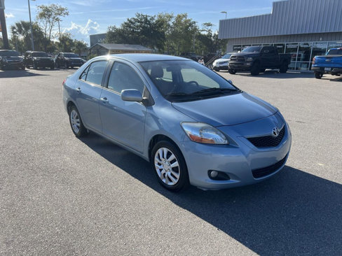 Used 2009 Toyota Yaris Sedan image 1
