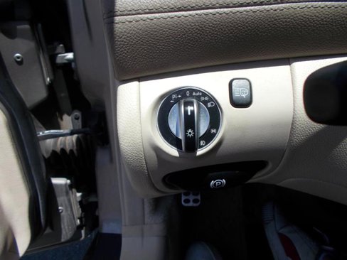 Used 2004 Mercedes-Benz SL 500 image 16