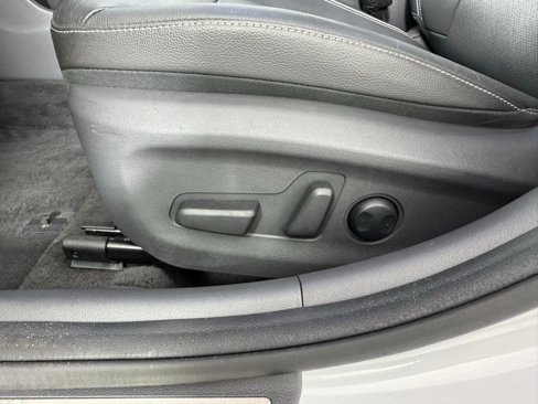 Used 2019 Hyundai Ioniq Limited image 24