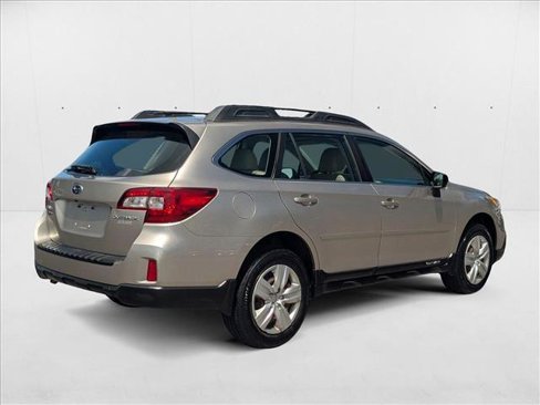 Used 2015 Subaru Outback 2.5i image 5