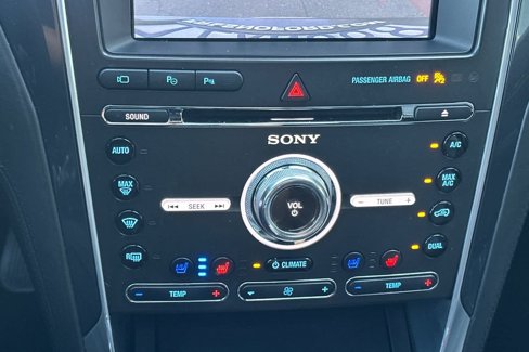 Used 2017 Ford Explorer Platinum image 20