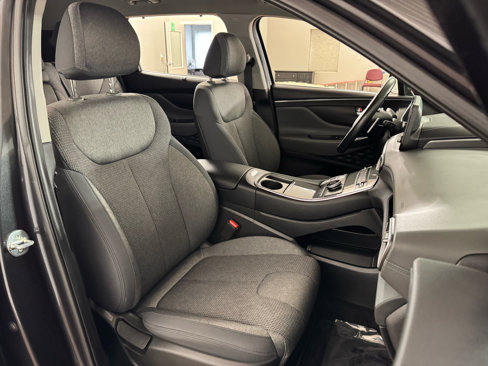 Used 2022 Hyundai Santa Fe SEL w/ Convenience Package image 38