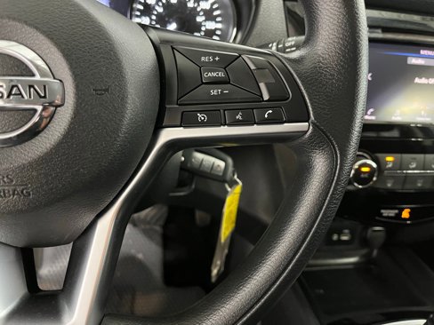 Used 2019 Nissan Rogue Sport S image 22