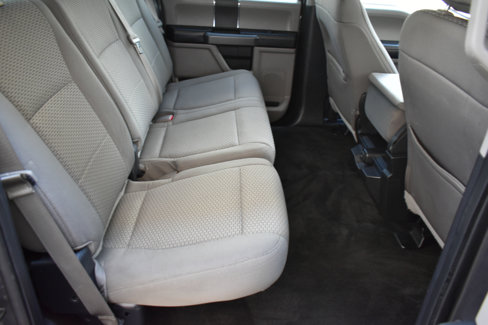 Used 2015 Ford F150 XLT image 29