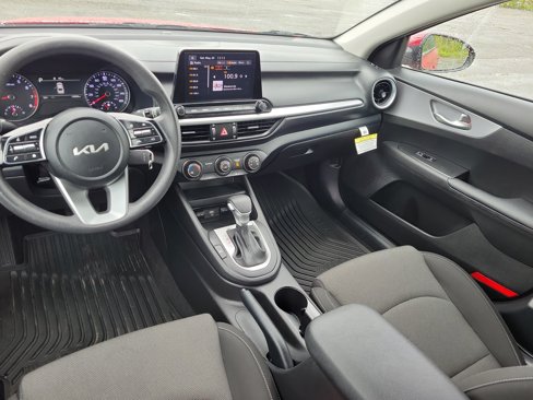 Used 2023 Kia Forte LXS w/ LXS Technology Package image 19
