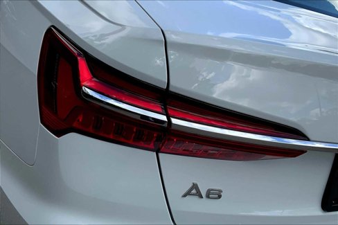 Used 2021 Audi A6 Premium Plus image 26