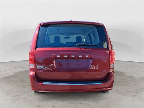 Used 2016 Dodge Grand Caravan American Value Package w/ UConnect Hands-Free Group image 4