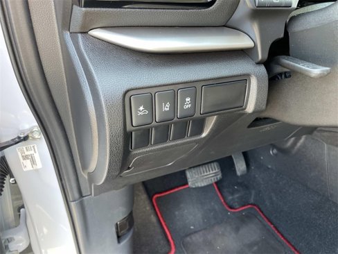Used 2023 Mitsubishi Eclipse Cross Ralliart image 17