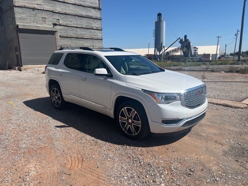 Used 2019 GMC Acadia Denali w/ Technology Package image 2