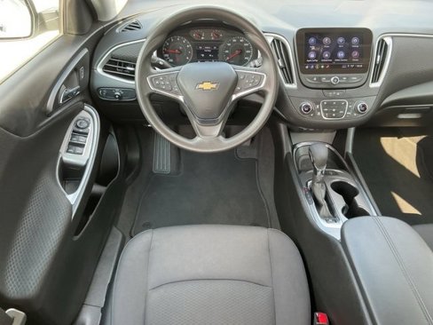 Used 2024 Chevrolet Malibu LT image 14