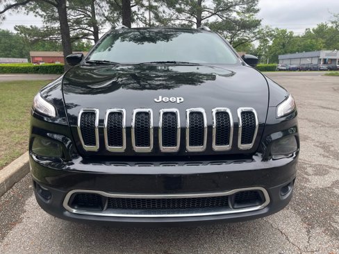 Used 2017 Jeep Cherokee Limited image 8