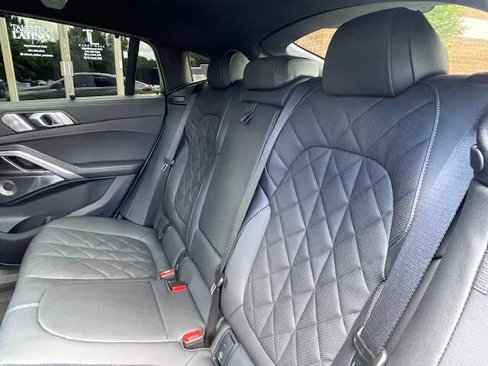 Used 2024 BMW X6 M60i w/ Executive Package image 26