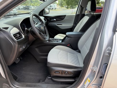 Used 2021 Chevrolet Equinox LS w/ LS Convenience Package image 13