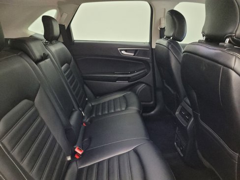 Used 2019 Ford Edge SEL w/ Equipment Group 201A image 19