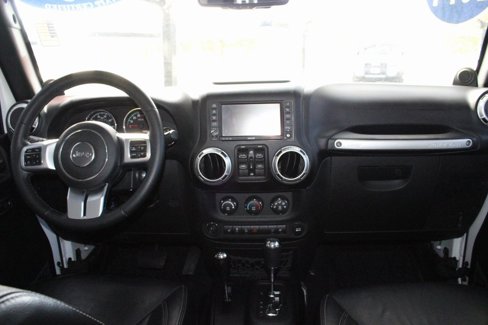 Used 2014 Jeep Wrangler Unlimited Rubicon image 22