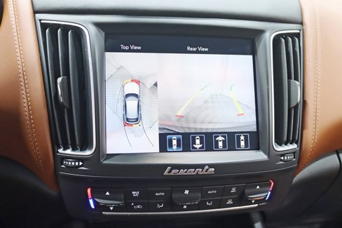 Used 2020 Maserati Levante GranSport image 18