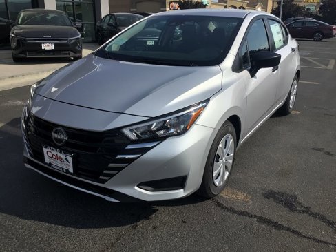 New 2025 Nissan Versa S w/ Trunk Package image 2