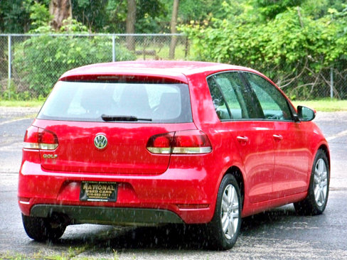 Used 2011 Volkswagen Golf 4-Door image 8