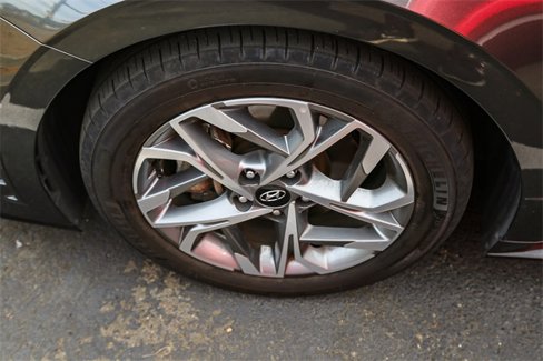 Used 2023 Hyundai Sonata SEL image 13