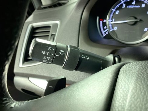 Used 2015 Acura TLX w/ Technology Package image 14