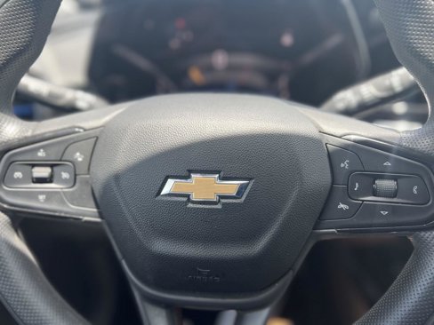 Used 2024 Chevrolet Trax LT image 15