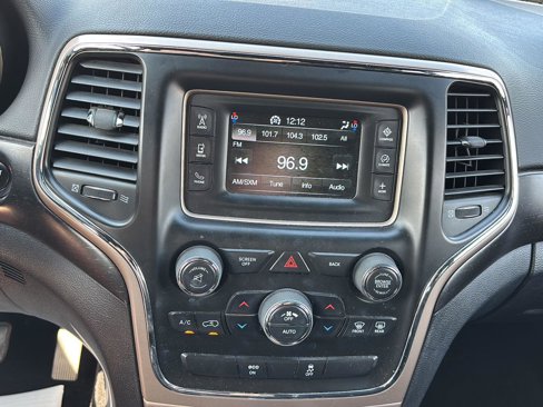 Used 2015 Jeep Grand Cherokee Laredo w/ Quick Order Package 23E image 26