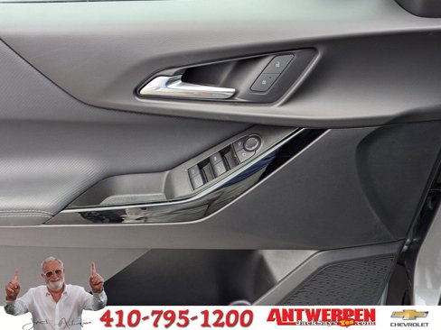 New 2025 Chevrolet Equinox LT w/ Safety and Technology Package image 15