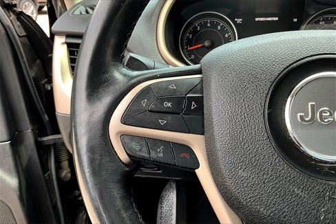 Used 2015 Jeep Cherokee Limited image 11