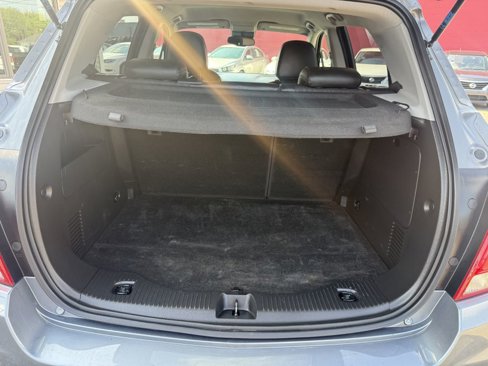 Used 2019 Chevrolet Trax LT w/ LT Convenience Package image 18