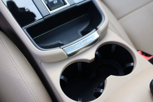 Certified 2024 Porsche Macan image 29