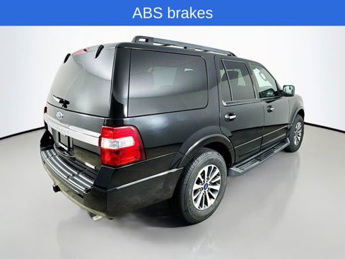 Used 2017 Ford Expedition XLT image 7