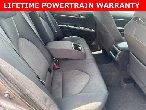 Used 2023 Toyota Camry LE image 20