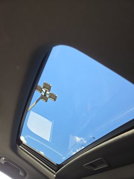 New 2025 Chevrolet Trax RS w/ Sunroof Package image 28