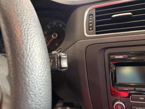 Used 2013 Volkswagen Jetta S image 18