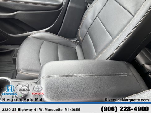 Used 2021 GMC Terrain SLT w/ Infotainment Package II image 28