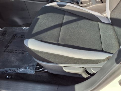 Used 2025 Nissan Versa S w/ Trunk Package image 19