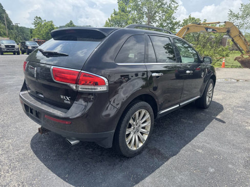 Used 2014 Lincoln MKX AWD w/ Equipment Group 101A image 5