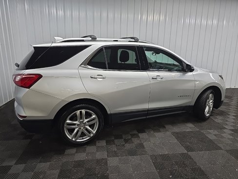Used 2019 Chevrolet Equinox Premier image 3