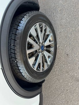 Used 2020 Ford Escape Titanium image 30