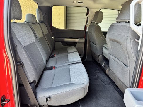 Used 2022 Ford F150 XLT image 16