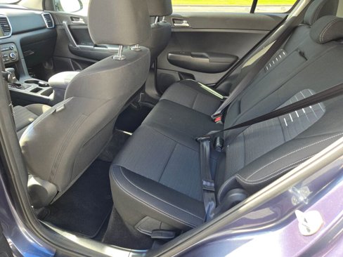 Used 2020 Kia Sportage LX w/ LX Popular Package image 16
