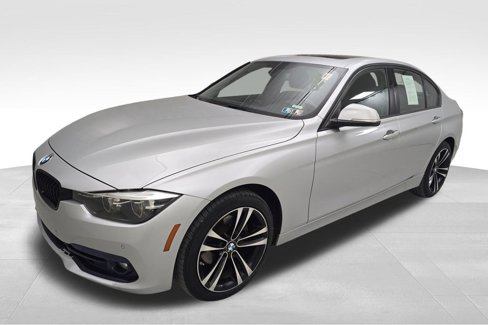 Used 2018 BMW 330i xDrive Sedan w/ Convenience Package image 5