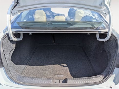 Used 2019 Volkswagen Jetta SE image 30
