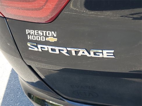 Used 2017 Kia Sportage SX image 10