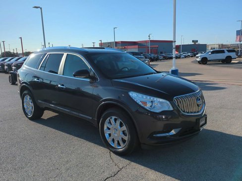 Used 2017 Buick Enclave Premium image 2