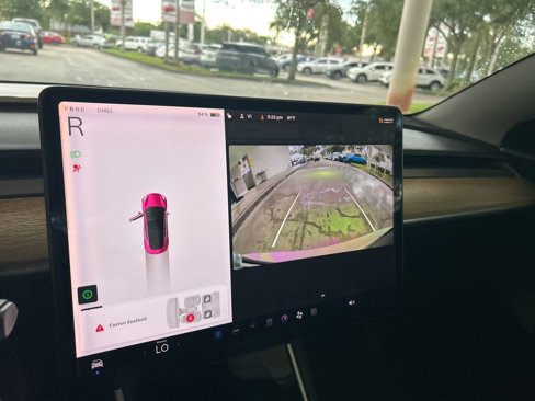Used 2020 Tesla Model 3 image 9