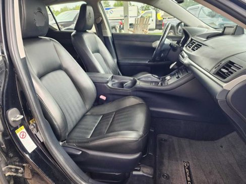 Used 2012 Lexus CT 200h Premium image 18