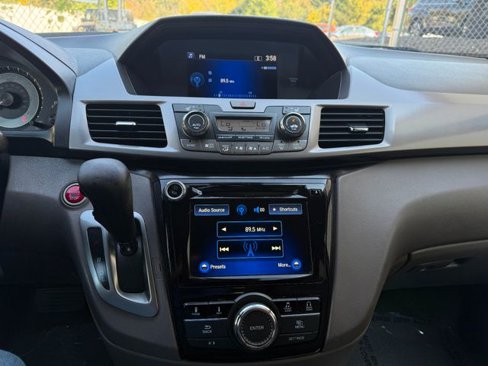 Used 2014 Honda Odyssey EX-L image 10