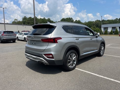 Used 2020 Hyundai Santa Fe SEL w/ Convenience + Premium Package image 5