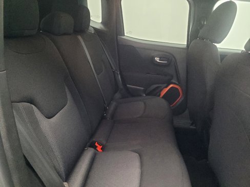 Used 2018 Jeep Renegade Sport w/ Power & Air Group image 19
